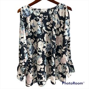 J. jill floral Blouse open shoulder Size Large Blue white